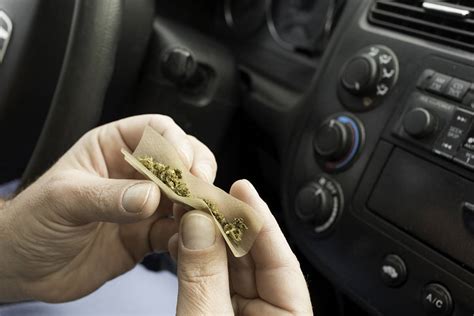 Can a Passenger Smoke Weed in a Car? Exploring the Intersection of Law, Etiquette, and Safety