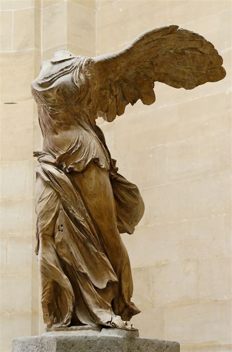  La Victoire de Samothrace ! Une Allégorie Impétueuse à l’Honneur du Courage et de la Force Divine