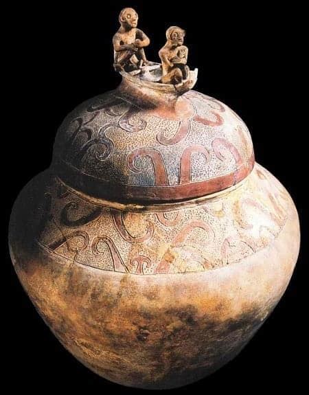  Le Manunggul Jar: Une Odyssée Céramique à Travers l'Au-Delà