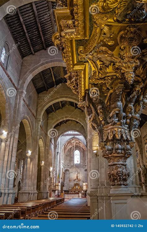 Le sarcophage de la basilique Saint-Fructueux à Braga, œuvre d'art préromane mystique et mystérieuse!